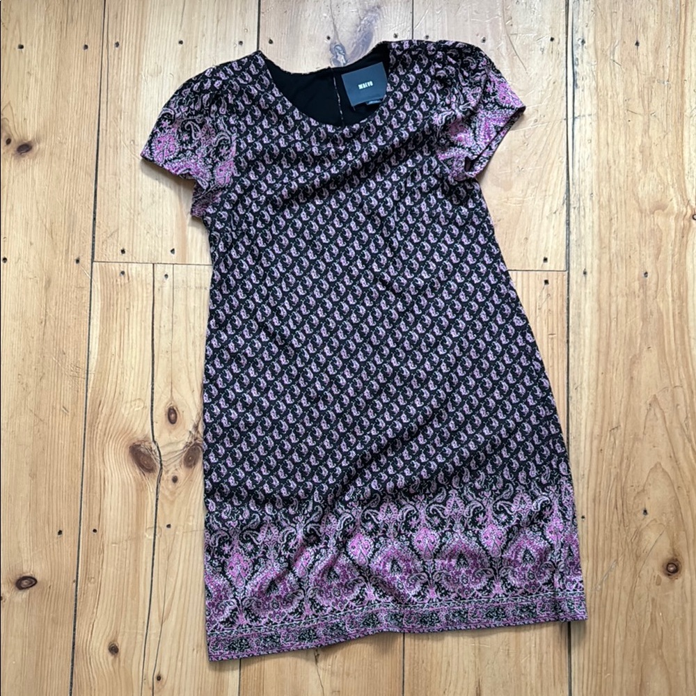 Elegant Maeve Black and Pink Patterned Dress with a shimmer of gold thread